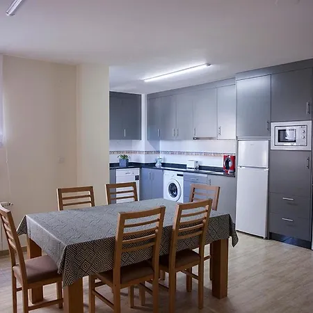 Apartment Laros Pios 1